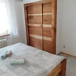 Διαμέρισμα Trnovo Ob Soci Kuhala *