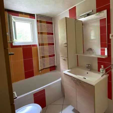 Trnovo Ob Soci Kuhala